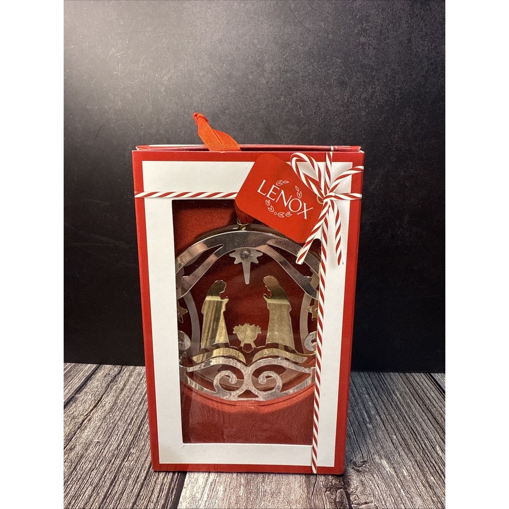 LENOX METAL NATIVITY SCENE ORNAMENT‎